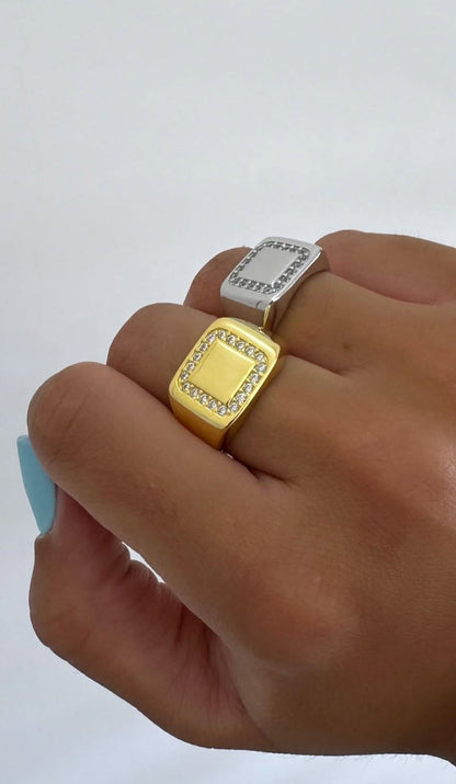 Anello chevalier quadrato Personalizzabile