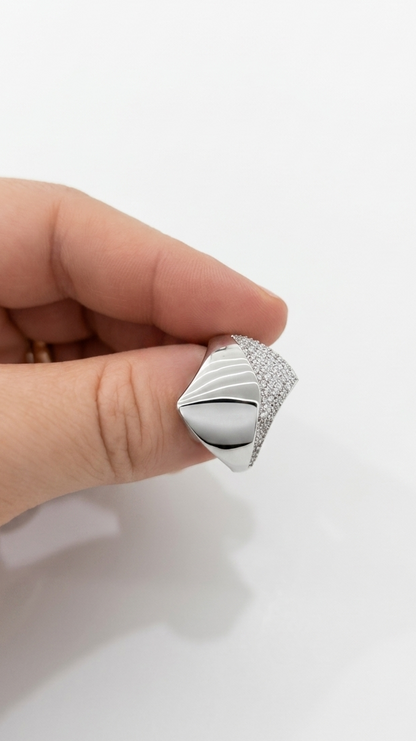 Anello Creazione metà zircone metà liscio