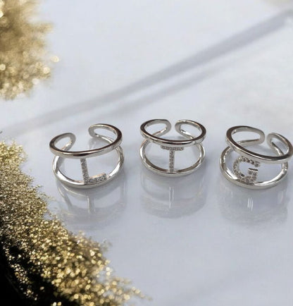 Anello con iniziale